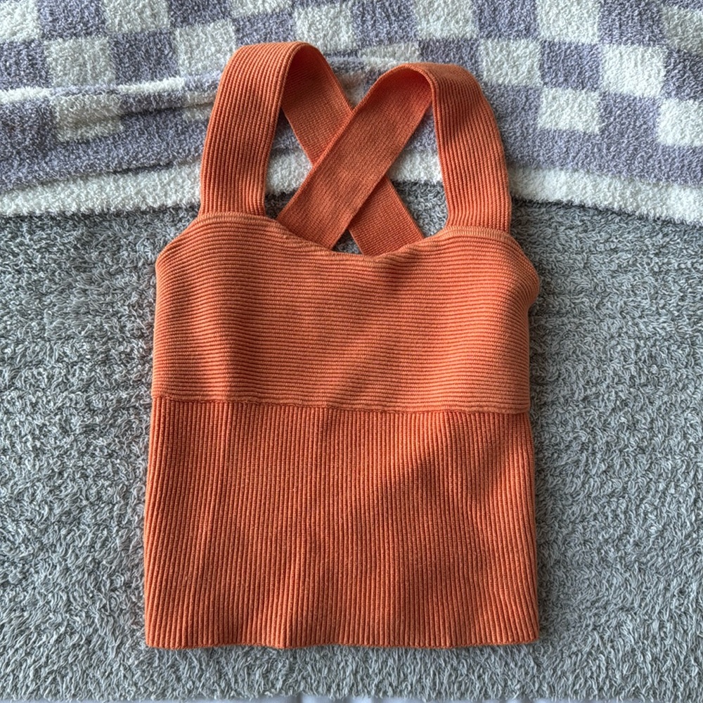 A&F cross back knit tank